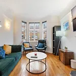 Stylish 2 Bedroom Apartment On Marylebone High St